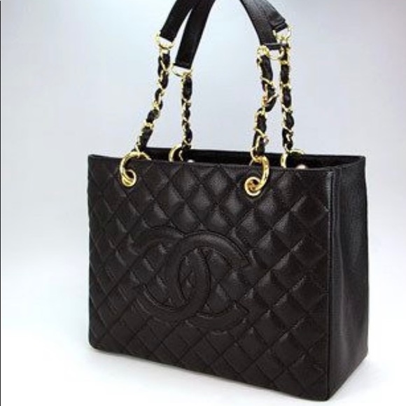 CHANEL Handbags - Chanel Tote